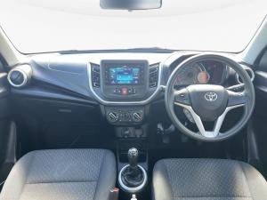 Toyota Vitz 1.0 XR manual - Image 11