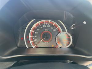 Toyota Vitz 1.0 XR manual - Image 13