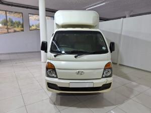 Hyundai H-100 Bakkie 2.6D deck - Image 4