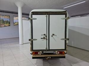 Hyundai H-100 Bakkie 2.6D deck - Image 5