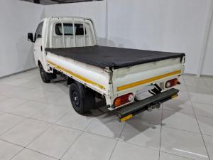 Hyundai H-100 Bakkie 2.6D deck - Image 3