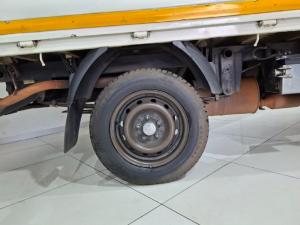 Hyundai H-100 Bakkie 2.6D deck - Image 6