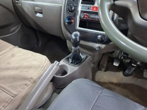 Hyundai H-100 Bakkie 2.6D deck - Image 8