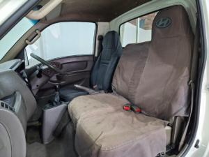 Hyundai H-100 Bakkie 2.6D deck - Image 9