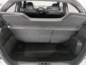Ford Figo Freestyle 1.5 Titanium - Image 12