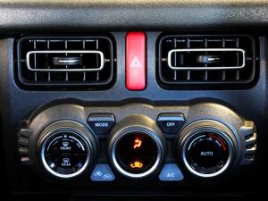 Suzuki Jimny 1.5 GLX AllGrip 3-door manual - Image 19