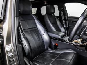 Land Rover Range Rover Evoque D200 R-Dynamic HSE - Image 11