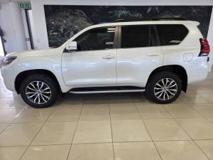 Toyota Land Cruiser Prado 2.8GD VX-L - Image 2