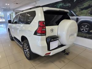 Toyota Land Cruiser Prado 2.8GD VX-L - Image 3