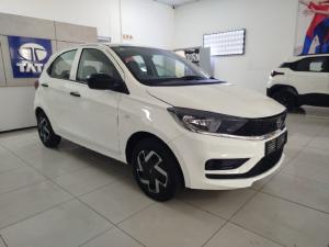 Tata Tiago 1.2 XM - Image 1