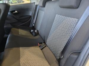 Volkswagen Polo Vivo hatch 1.6 Life - Image 12