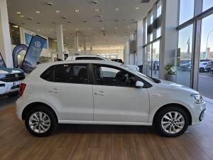 Volkswagen Polo Vivo hatch 1.6 Life - Image 4