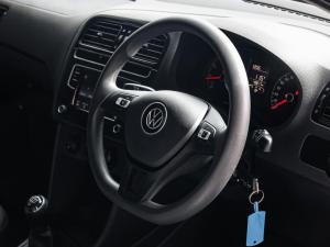 Volkswagen Polo Vivo hatch 1.4 Comfortline - Image 5