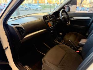 Suzuki Vitara Brezza 1.5 GLX auto - Image 15