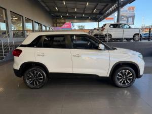 Suzuki Vitara Brezza 1.5 GLX auto - Image 4