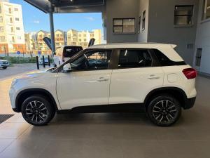 Suzuki Vitara Brezza 1.5 GLX auto - Image 8