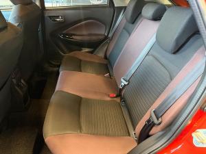 Suzuki Fronx 1.5 GLX auto - Image 15