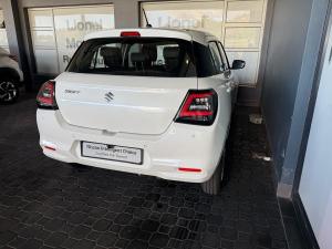 Suzuki Swift 1.2 GL - Image 11