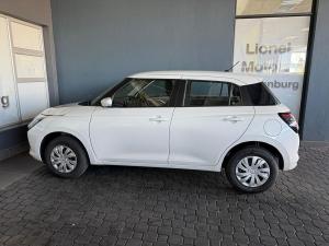 Suzuki Swift 1.2 GL - Image 13