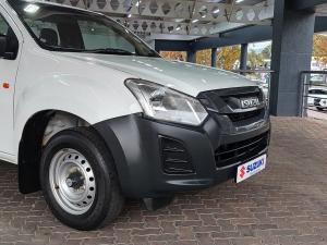 Isuzu D-Max Gen 6 250c single cab - Image 2