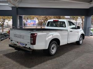 Isuzu D-Max Gen 6 250c single cab - Image 8