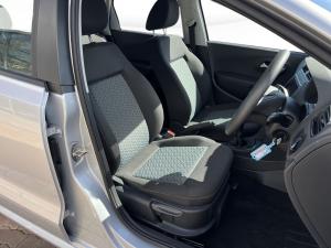 Volkswagen Polo Vivo hatch 1.4 Life - Image 14