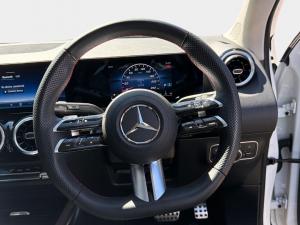 Mercedes-Benz GLA GLA200 Progressive - Image 11