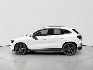 Mercedes-Benz GLA GLA200 Progressive - Image 4
