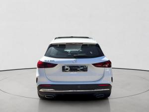Mercedes-Benz GLA GLA200 Progressive - Image 6