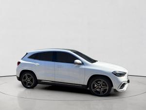 Mercedes-Benz GLA GLA200 Progressive - Image 8
