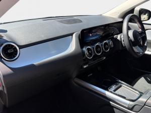 Mercedes-Benz GLA GLA200 Progressive - Image 9