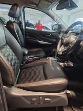 Nissan Navara 2.5DDTi double cab LE Plus - Image 9