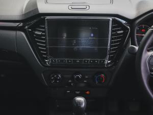 Isuzu D-Max 1.9TD double cab LS X-Rider manual - Image 10