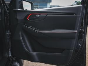 Isuzu D-Max 1.9TD double cab LS X-Rider manual - Image 11