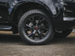 Isuzu D-Max 1.9TD double cab LS X-Rider manual - Image 15