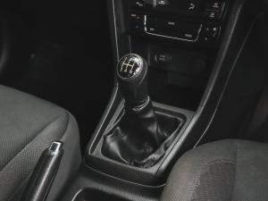 Isuzu D-Max 1.9TD double cab LS X-Rider manual - Image 18