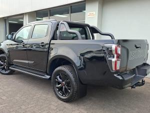 Isuzu D-Max 1.9TD double cab LS X-Rider manual - Image 9