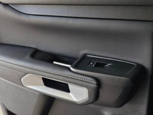 Ford Ranger 3.0TD V6 double cab Platinum 4WD - Image 13