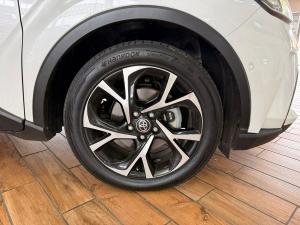 Toyota C-HR 1.2T Luxury - Image 9