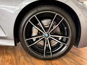BMW 3 Series 330i M Sport - Image 11