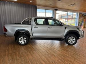 Toyota Hilux 2.8GD-6 double cab 4x4 Raider - Image 9