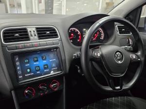 Volkswagen Polo Vivo hatch 1.6 Style - Image 12