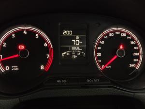 Volkswagen Polo Vivo hatch 1.6 Style - Image 13