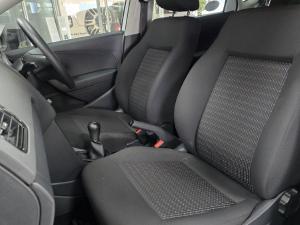 Volkswagen Polo Vivo hatch 1.4 Trendline - Image 13