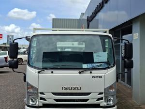 Isuzu NPR 400 Chassis Cab - Image 10