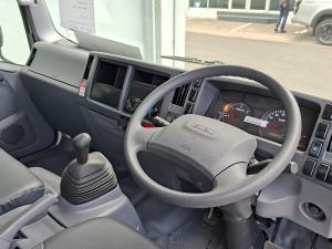 Isuzu NPR 400 Chassis Cab - Image 8