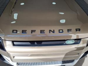 Land Rover Defender 110 D250 SE - Image 15