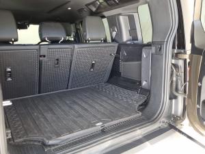 Land Rover Defender 110 D250 SE - Image 25
