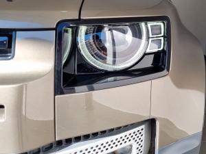 Land Rover Defender 110 D250 SE - Image 27