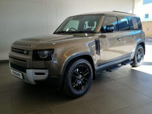 Land Rover Defender 110 D250 SE - Image 6